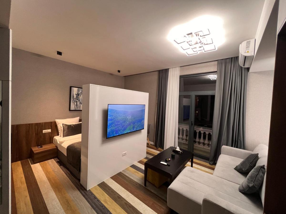 Tumanyan Apartments 耶烈万 外观 照片