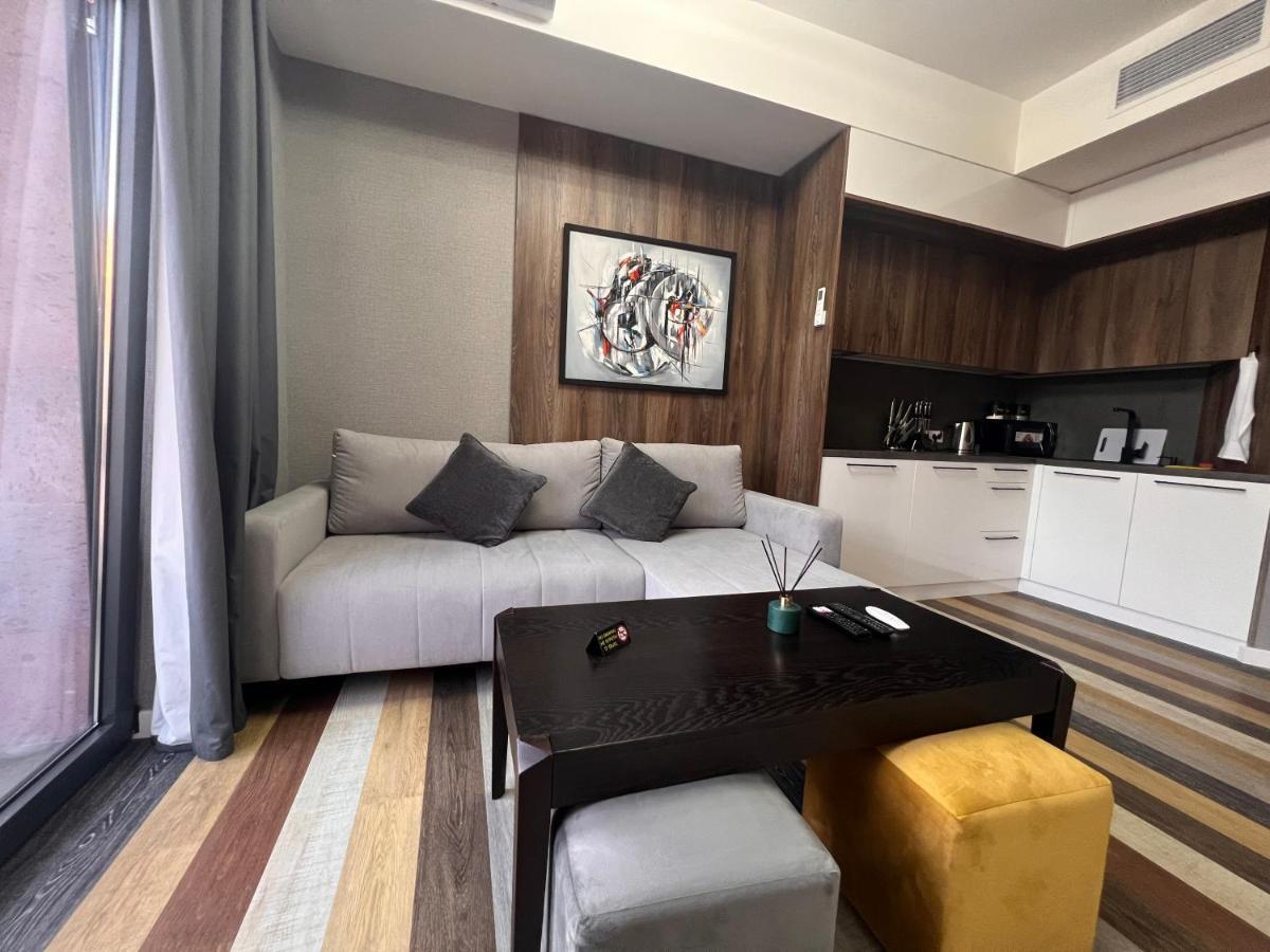 Tumanyan Apartments 耶烈万 外观 照片